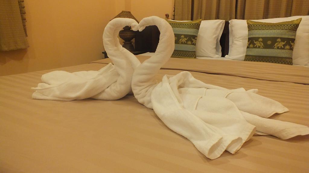 Kala House Hotel Sukhothai Ngoại thất bức ảnh
