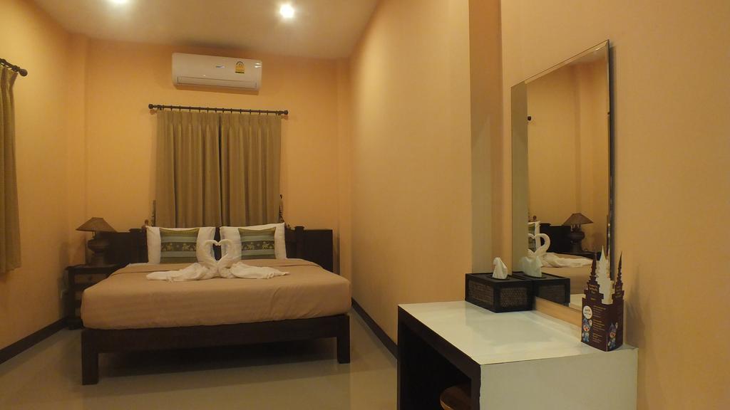 Kala House Hotel Sukhothai Ngoại thất bức ảnh